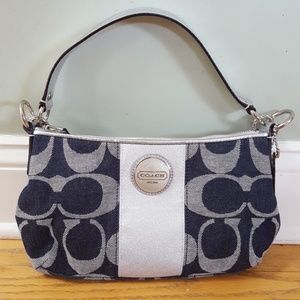 Coach Signature Crossbody/Purse in navy/silver
